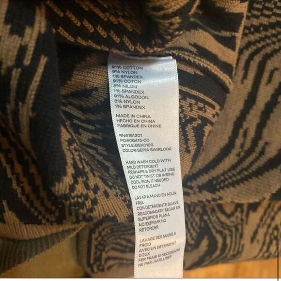 Good American Swirl Intarsia Crop Boxy Sweater NWT
Size 5/6 in Sepia002 - Picture 14 of 15